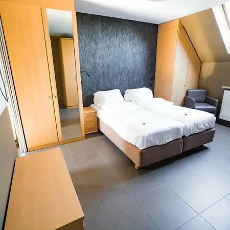 Su'ro Bed & Breakfast 4*