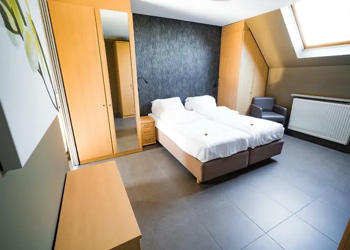 Su'ro Bed & Breakfast 4*