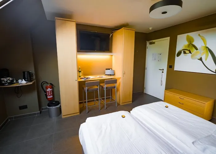 Su'ro Bed & Breakfast 4*